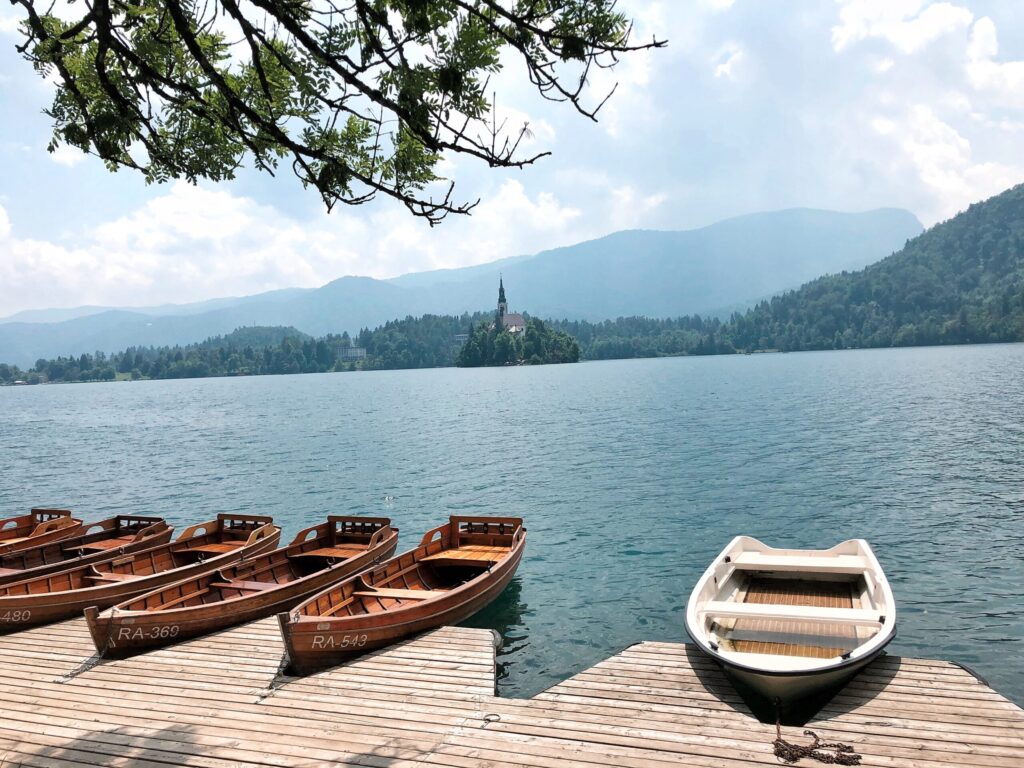 Loďky na jezeře Bled