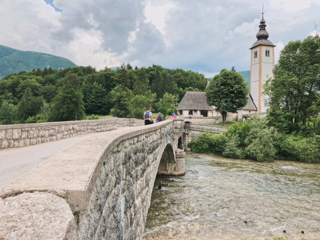 Ribčev Laz u jezera Bohinj