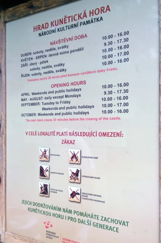 cedule na Kunětickou horu