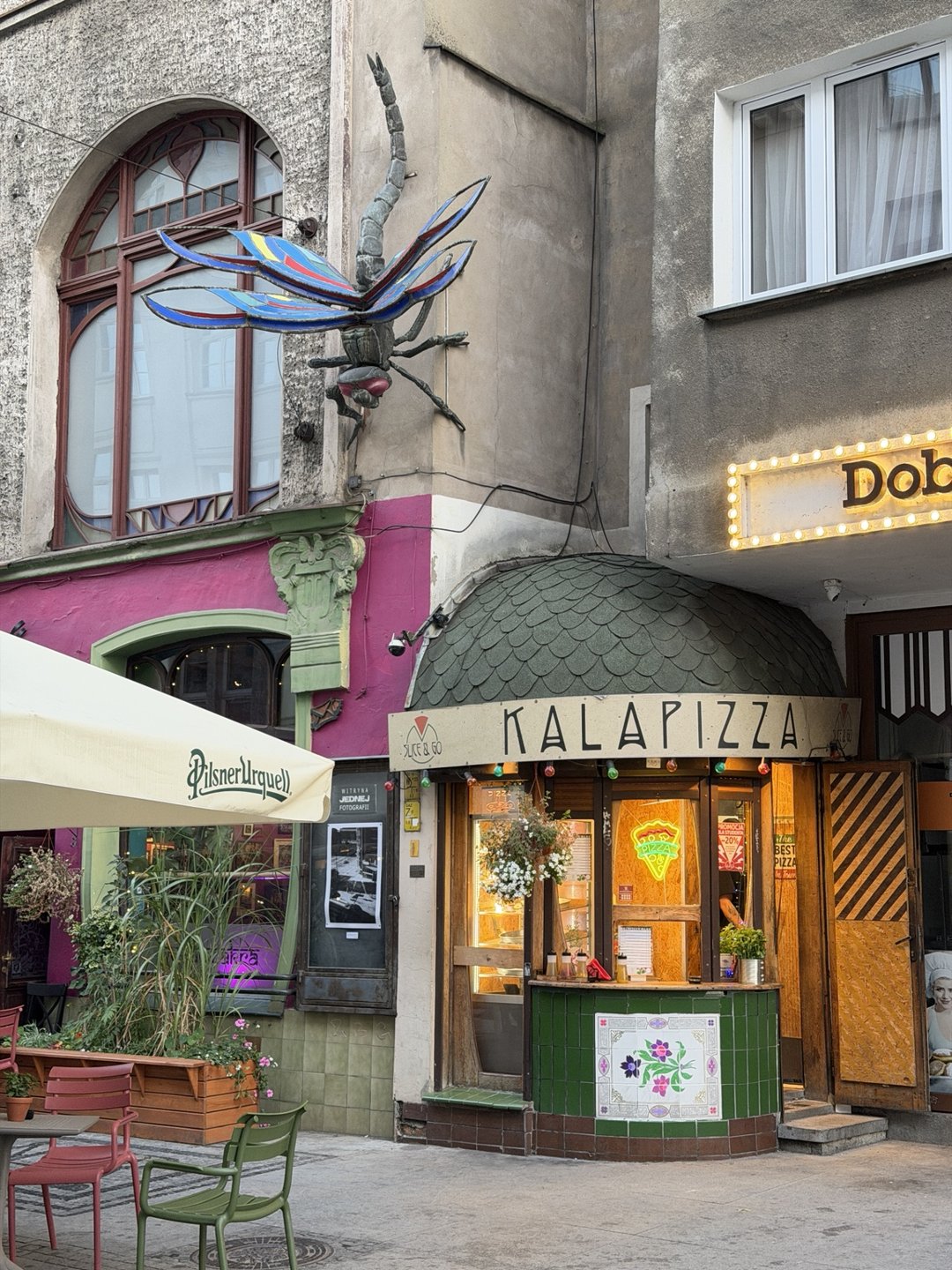 Kalapizza a barevný vstup v centru Wroclawi